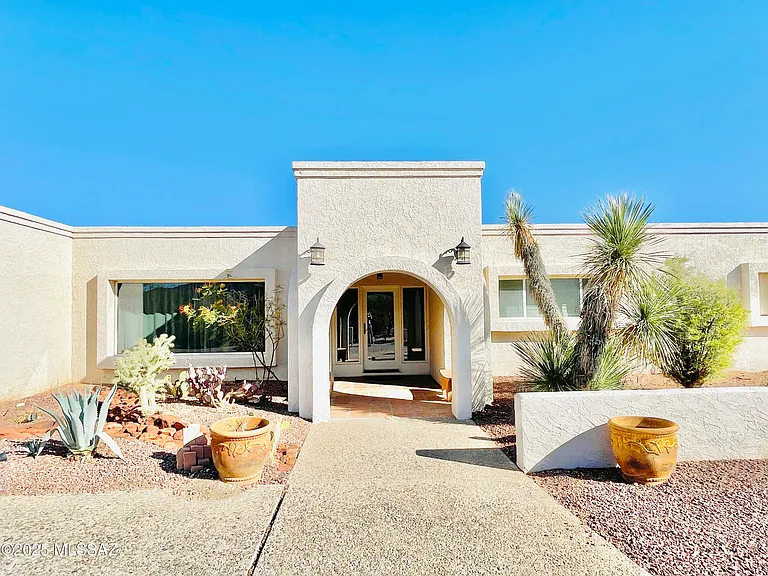 12825 E Cape Horn Dr — Photo 1