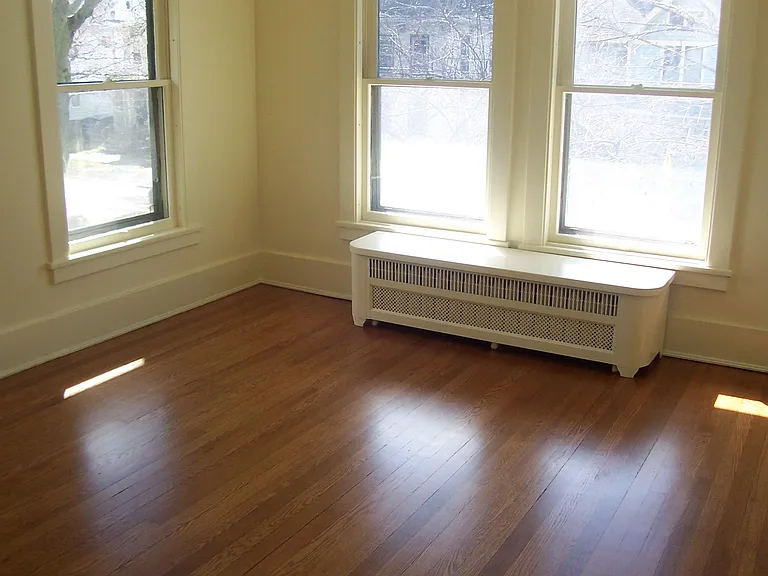 713 N Cayuga St — Photo 8