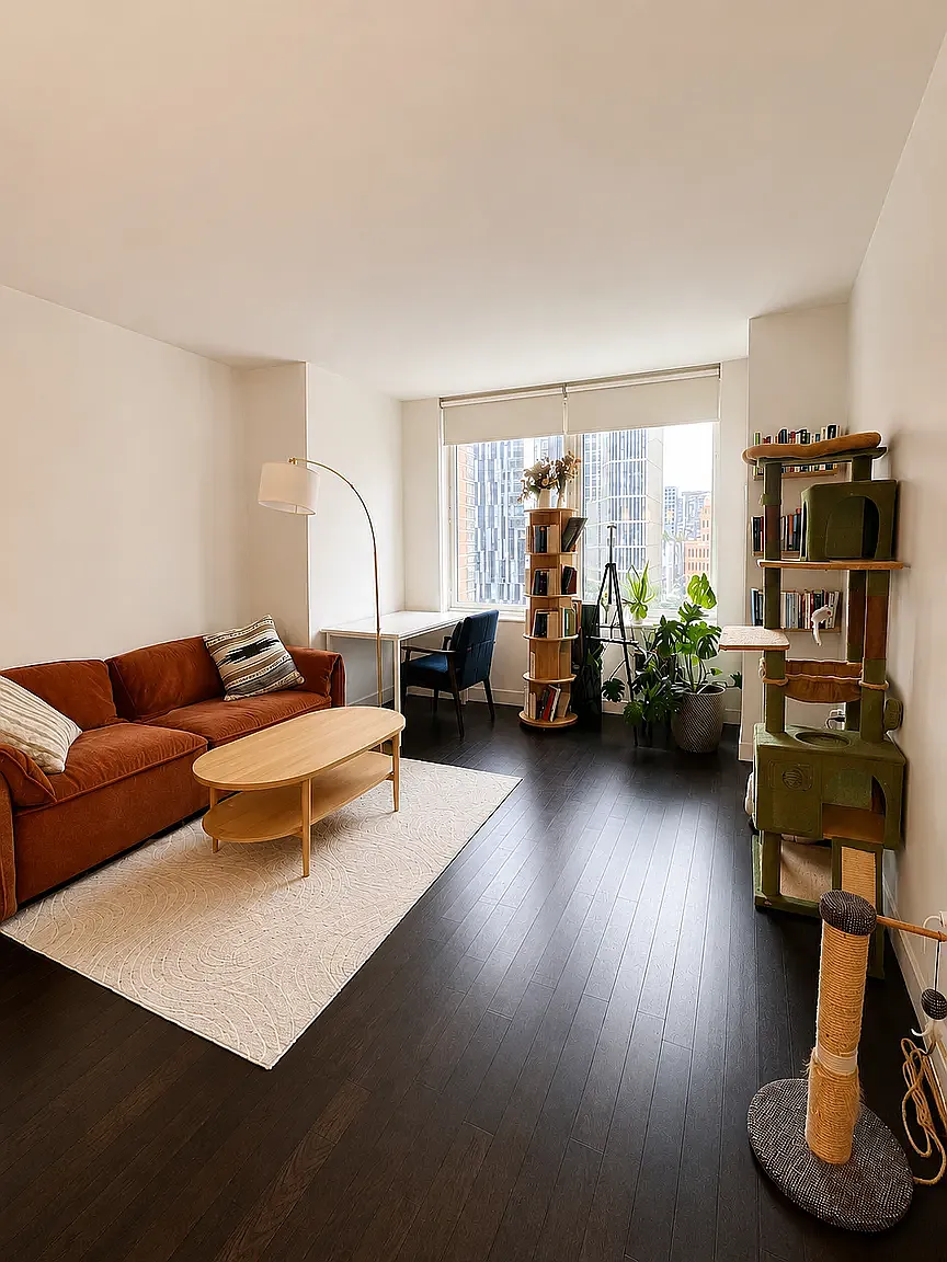 306 Gold Street — Photo 1