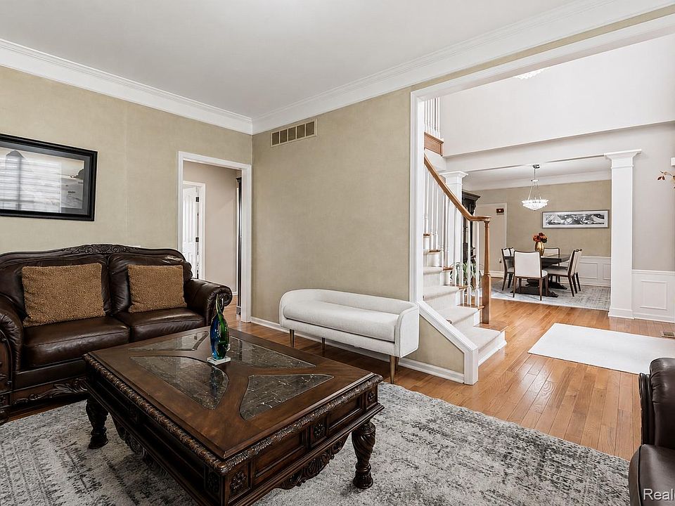 48495 Central Park Dr, photo 6