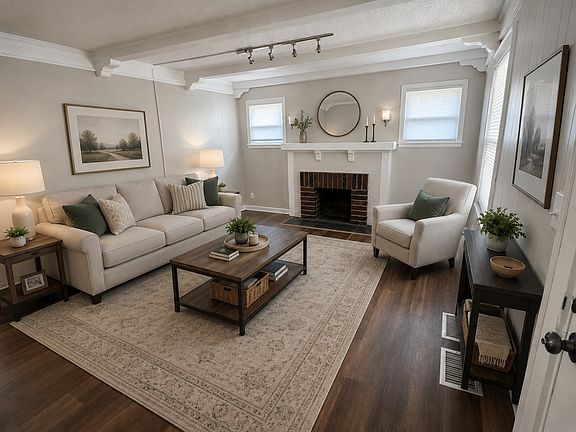 3rd image of 5832 Monrovia St