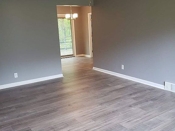 5th image of 5600 Dogwood Dr
