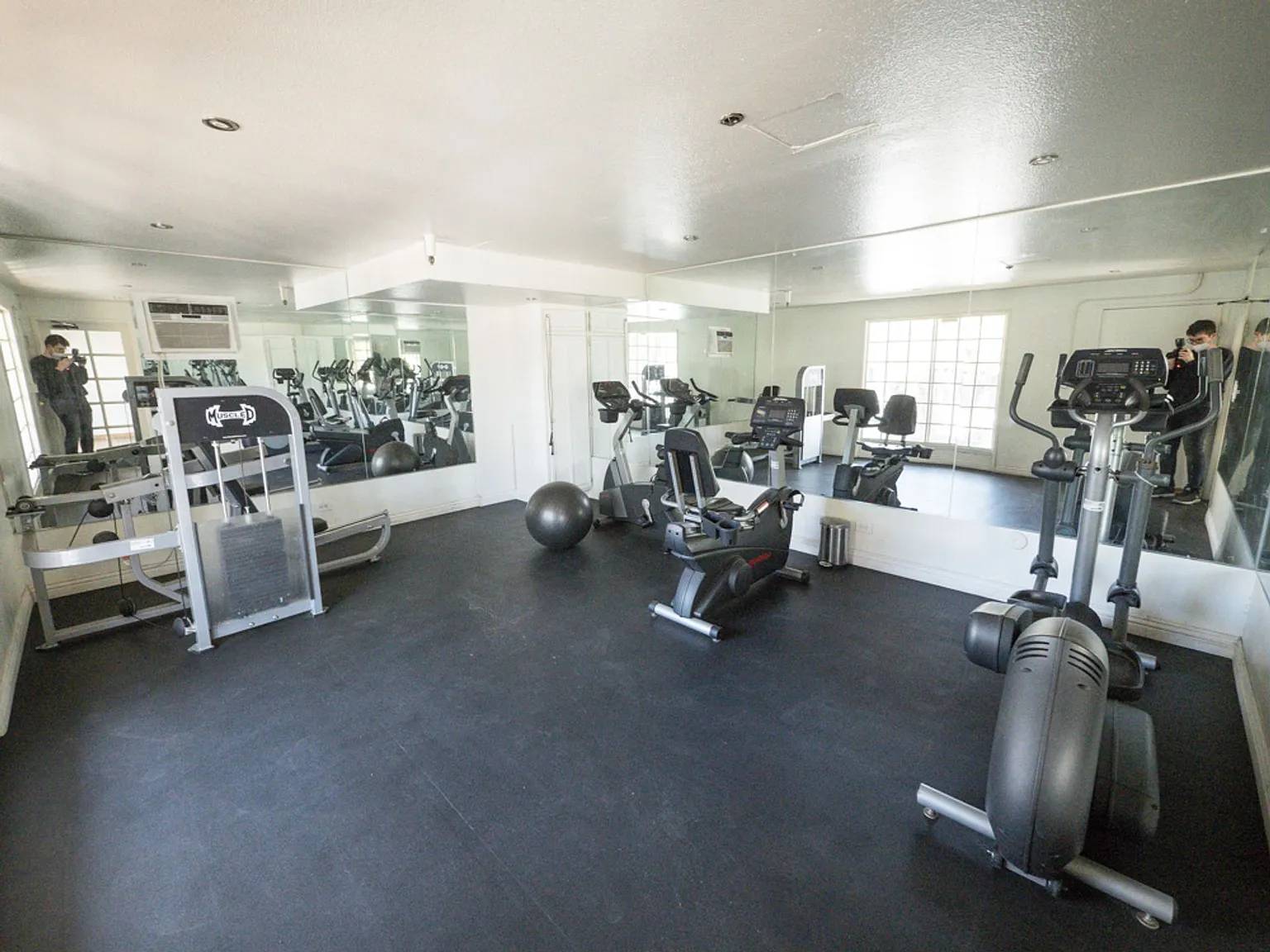 5050 Klump Ave — Photo 4