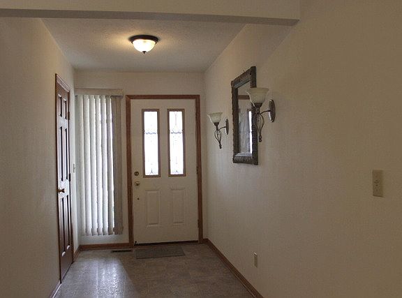 3rd image of 396 W Park St