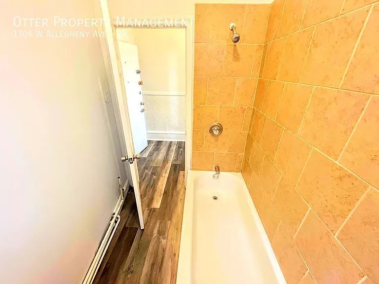 1306 W Allegheny Ave #2R — Photo 12