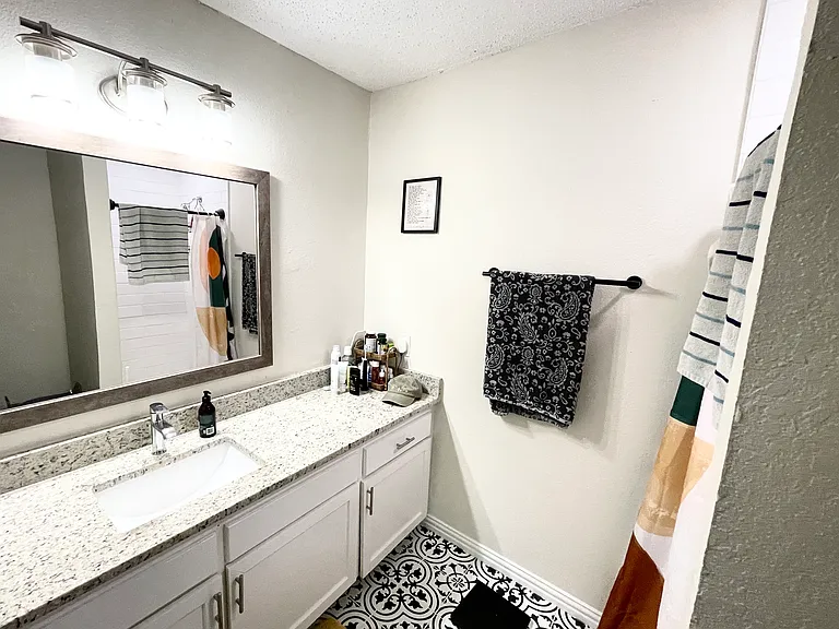 22733 Creekwood Dr — Photo 9