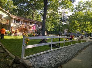 156 Arbor Dr, Milford, PA 18337