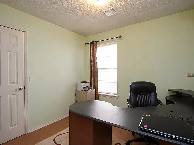 S 92nd East Ave — Photo 10