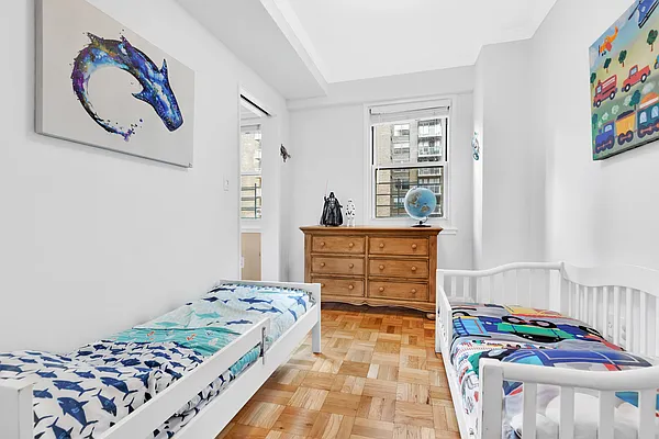 Sold by Compass | media 4