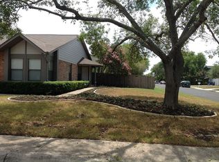 7170 Spring Grove St, San Antonio, TX 78249