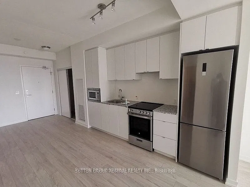 2 bed, $2,599 — Photo 3
