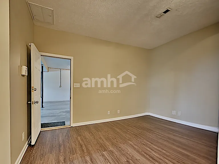145 Buttermere Dr — Photo 21