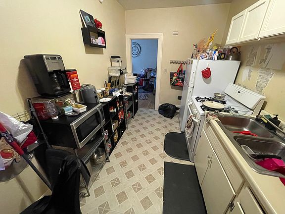 4th image of 2120 Minnehaha Ave APT 7