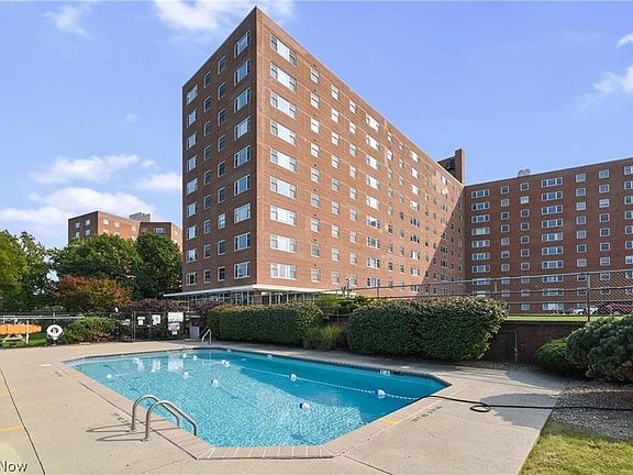 4th image of 11850 Edgewater Dr APT 1008