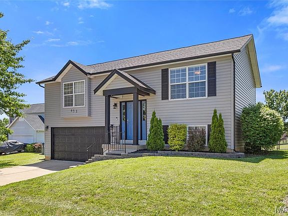 2nd image of 653 Loch Carron Dr