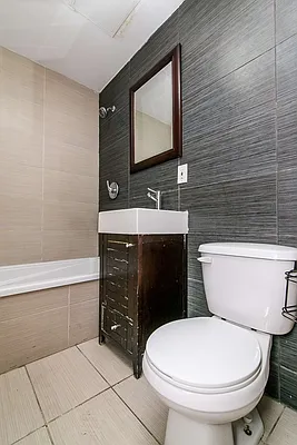 Rented by Nooklyn NYC LLC | media 18