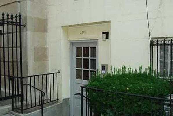 Rented by Buchbinder & Warren | media 11