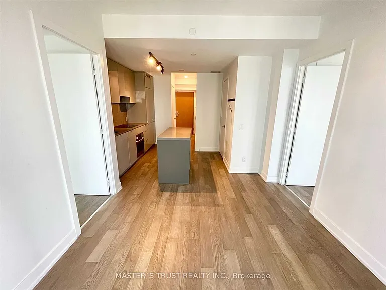 7 Grenville St #1601 — Photo 14