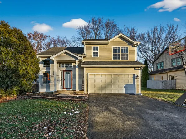 771 Eletson Dr, Crystal Lake, IL 60014