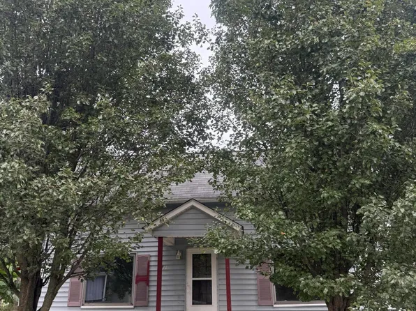 711 Washington Ave, Etowah, TN 37331