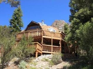 270 Kris Kringle Rd, Las Vegas, NV 89124