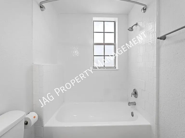 931 Rubel St #4 — Photo 11