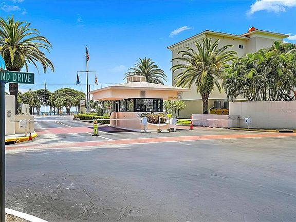 4th image of 7600 Sun Island Dr S APT 107