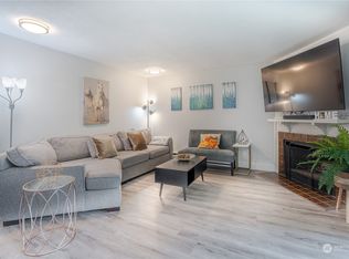 5504 220th St SW UNIT C101, Mountlake Terrace, WA