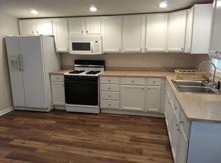 1412 S 7th St, Council Bluffs, IA 51501