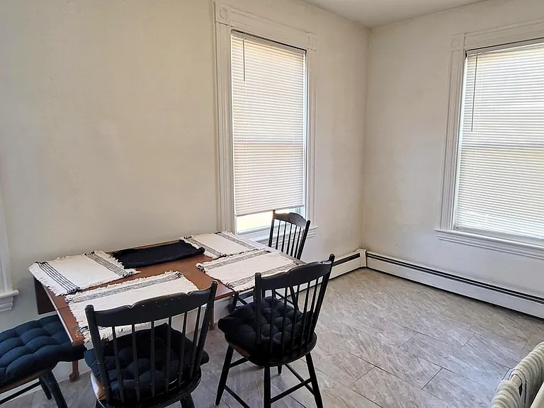 23 Townsend St #B — Photo 3