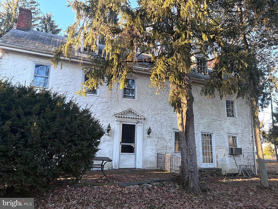1st image of 1550 Brown Ave