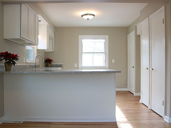 4th image of 22924 Lingemann St