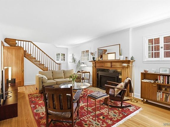 4th image of 100 Chatham Ave