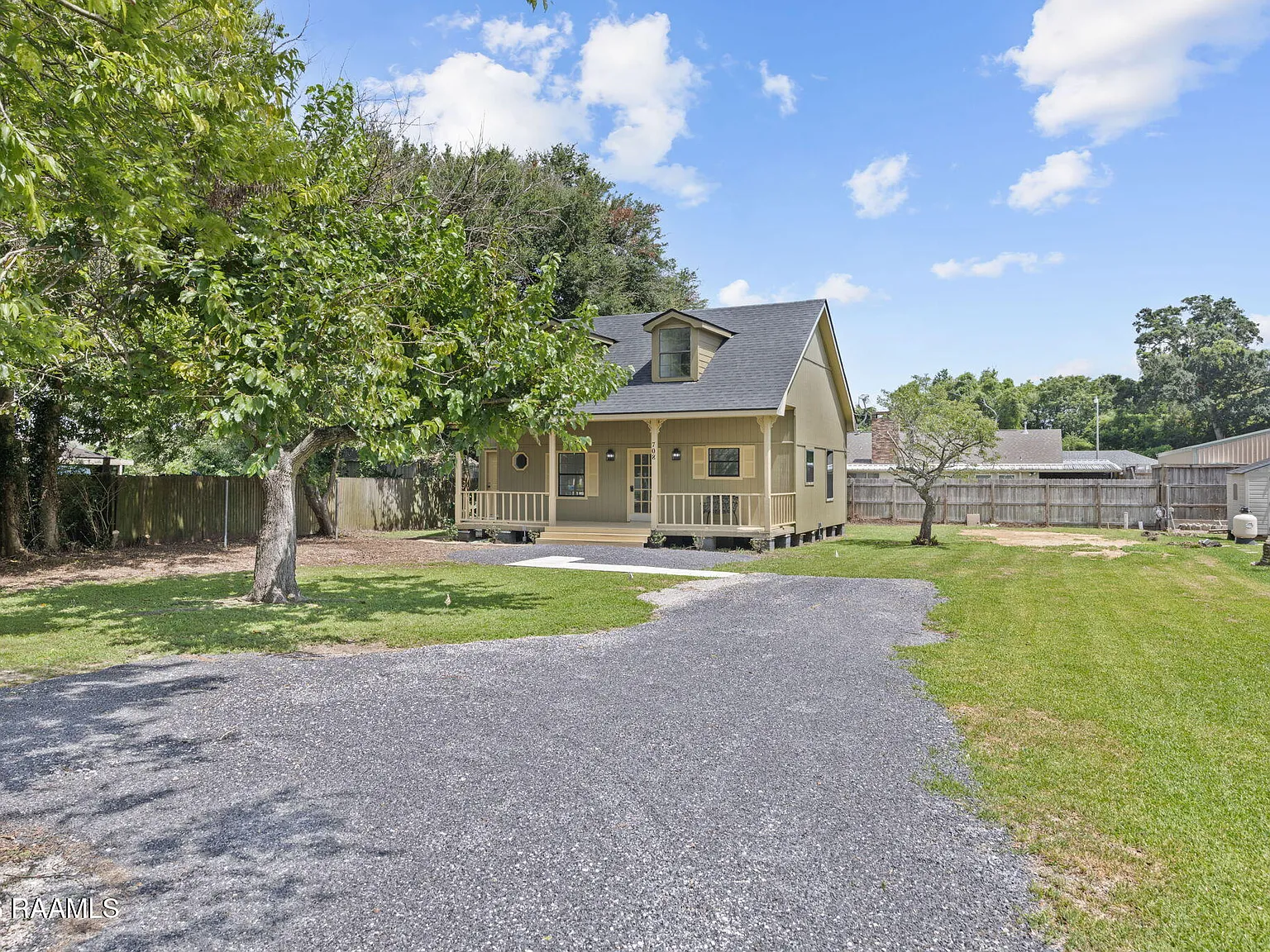 1 bed, 1.0 bath, 1200 sqft, $1,500 — Photo 3