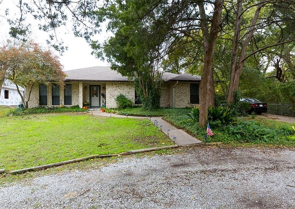 1st image of 411 N Casa Grande Cir