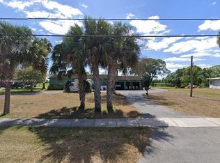 1376 E Main St, Pahokee, FL 33476