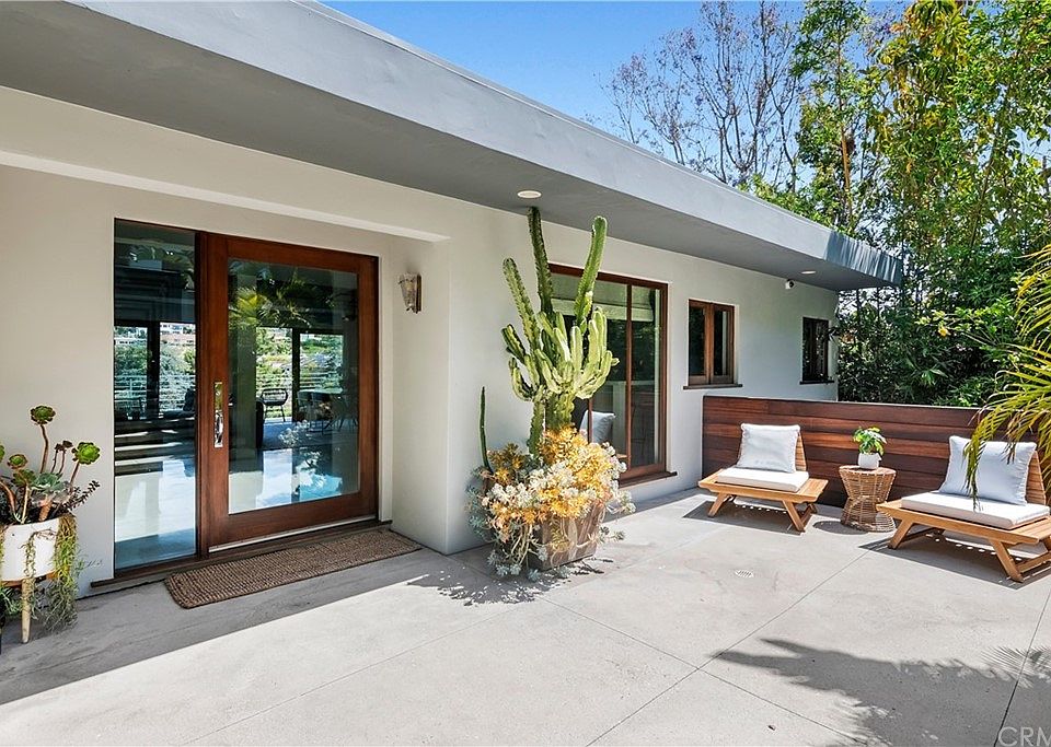 2035 De Mille Dr, Los Angeles, CA 90027 | Zillow