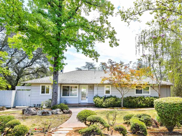 831 E Oakside Dr, Sonora, CA 95370