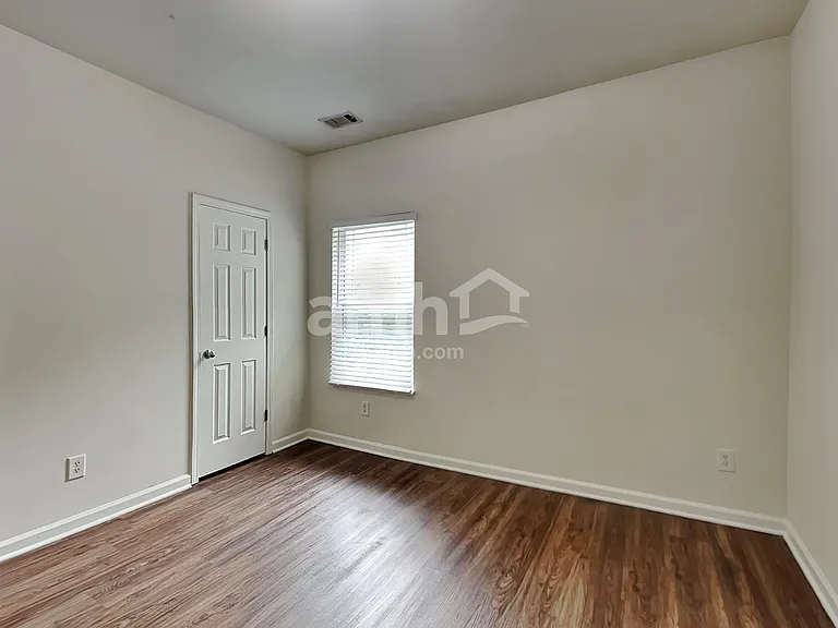 4032 Haworth Pkwy — Photo 20