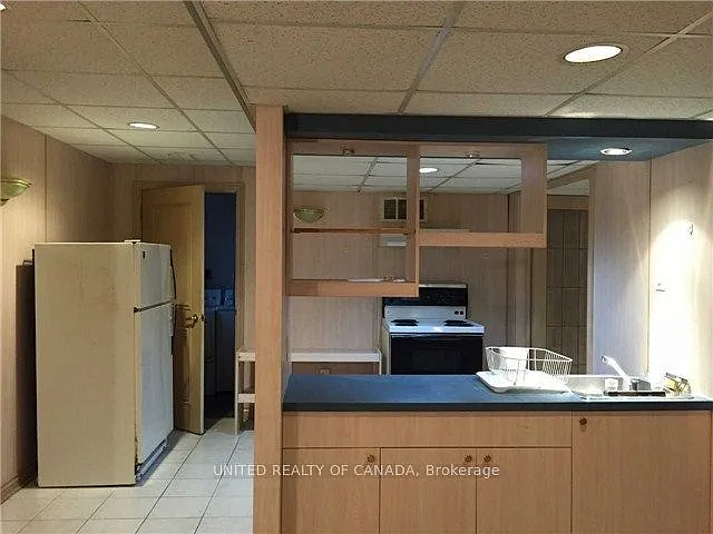 2 bed, $1,600 — Photo 4