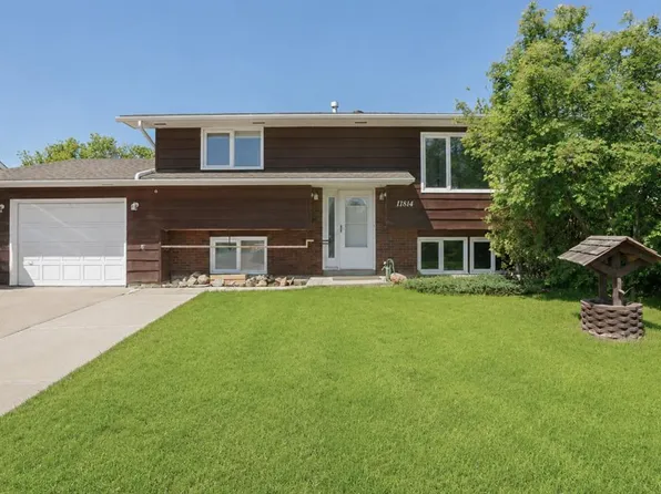 11814 E 96th St, Grande Prairie, AB T8V 4P4