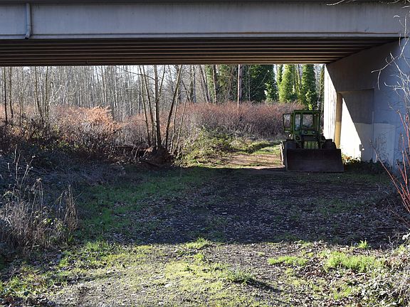 4th image of 0 Hwy 213 #300