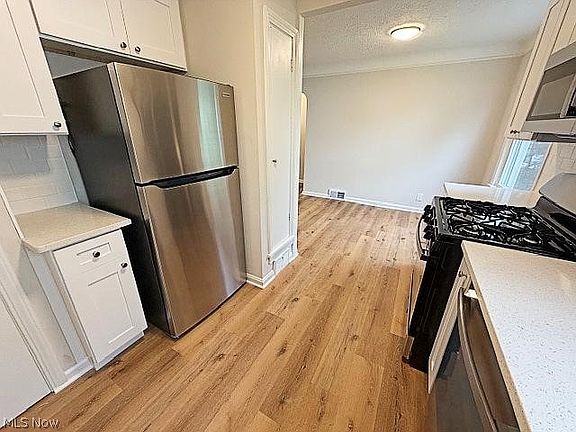 3rd image of 1206 Washington Blvd