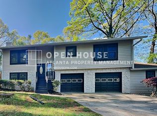 5056 Camden Ct SW, Lilburn, GA