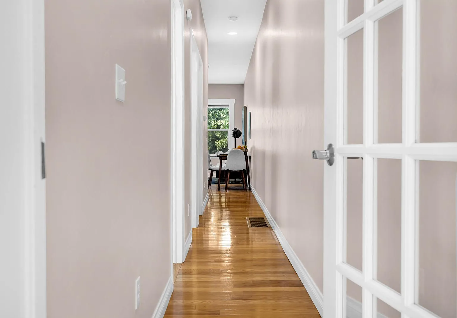 2 bed, 826 sqft, $2,250 — Photo 1