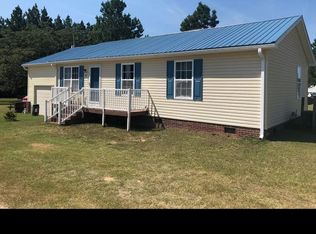 317 Walker Dr, Eutawville, SC 29048