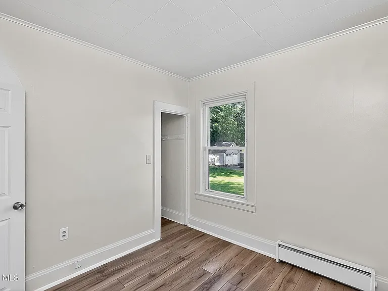 138 Davis Ave #2 — Photo 15