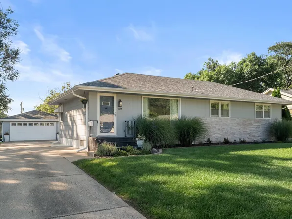 624 21st St, West Des Moines, IA 50265