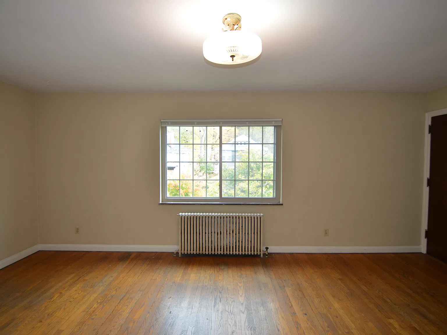 1 bed, 700 sqft, $975 — Photo 2