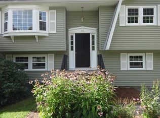 41 Roper Ln, Tewksbury, MA 01876